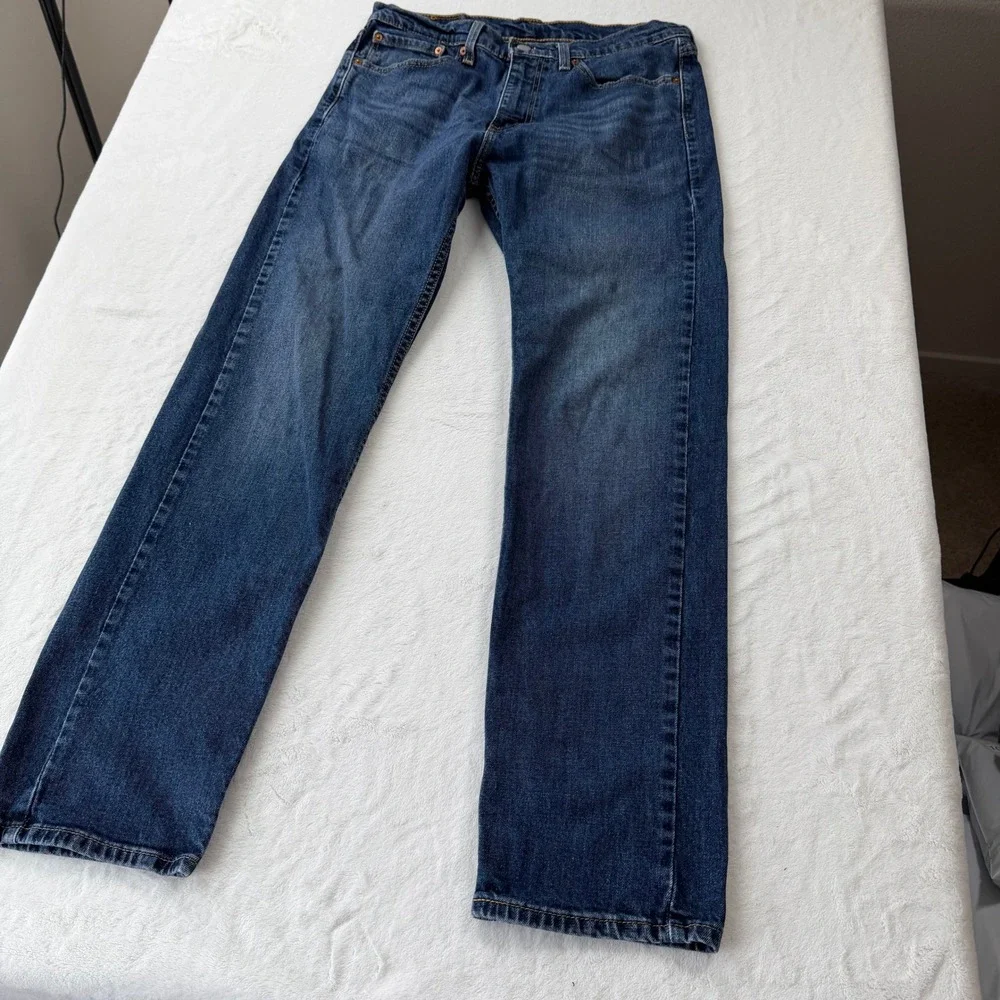 Levi's 505 Regular Fit Jeans Mens 32x32 Blue Good Medium Wash Straight Leg